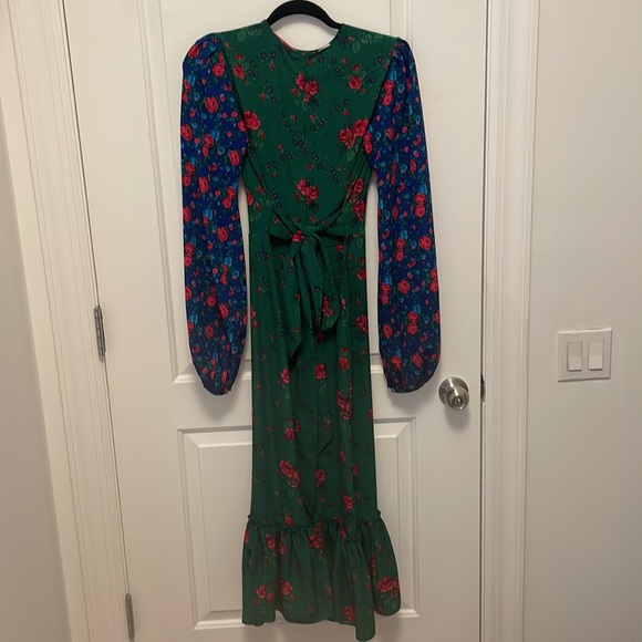 The Vampire’s Wife Floral Dress - Picture 4 of 7